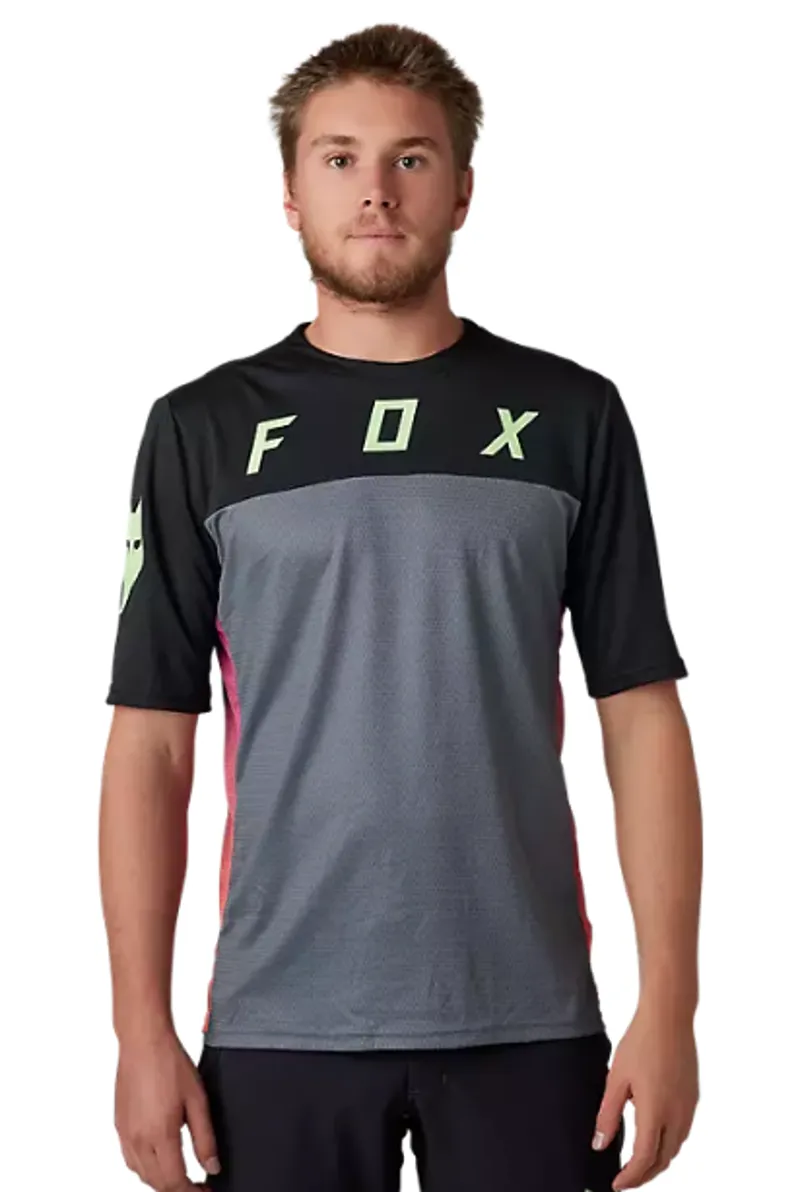 Fox Racing Defend Cekt Short Sleeve Jersey in Black-1